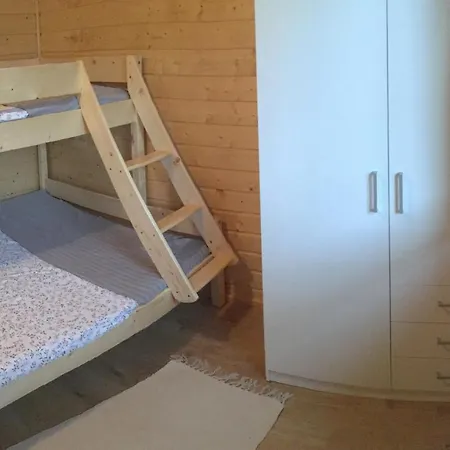 Hytte Lesna Letniskowe *