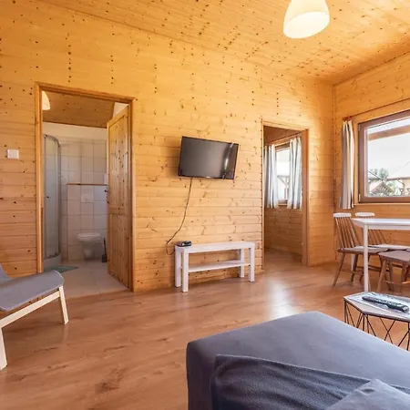 Lesna Letniskowe * Ustka